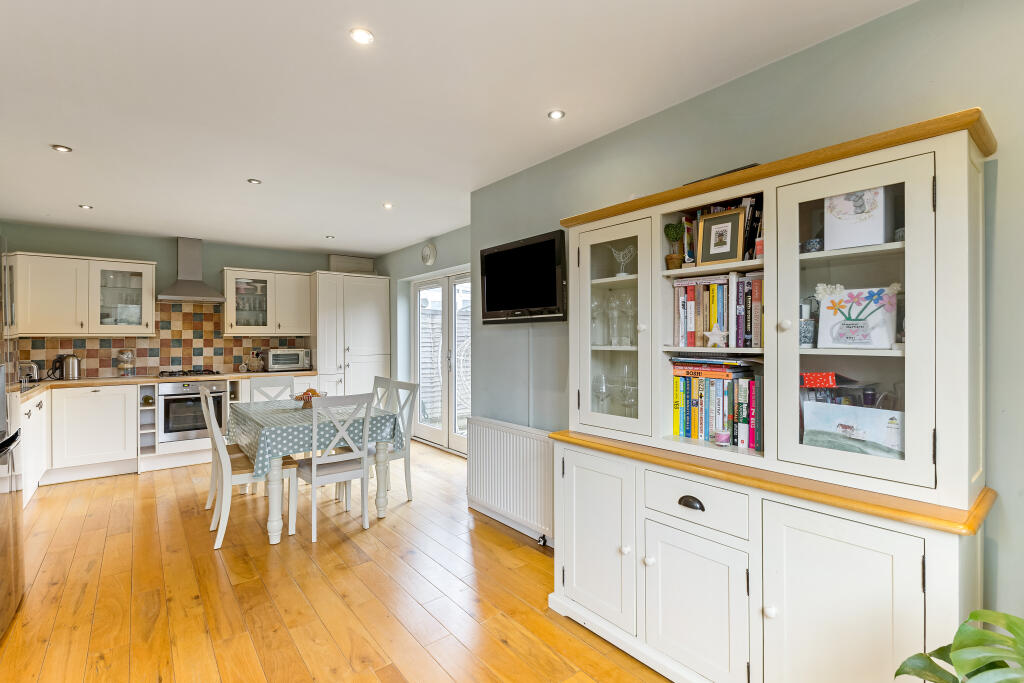 Additional image 16 of East Lane, Wheathampstead, AL4