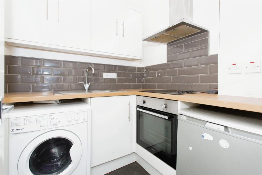 Additional image 19 of High Street, Newmarket