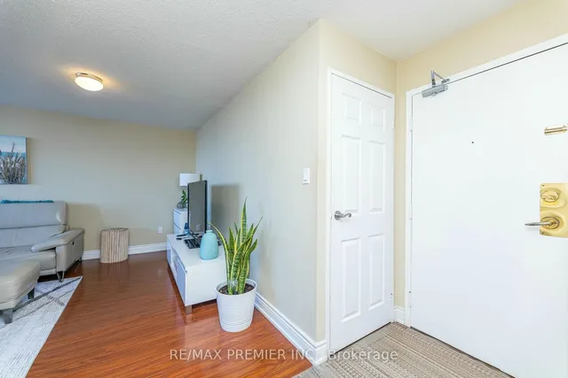 Additional image 9 of 10 Markbrook Lane Unit 1009