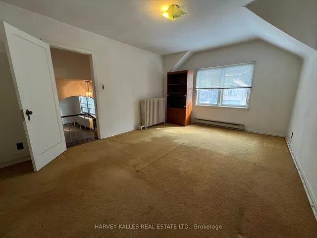 Additional image 15 of 76 Shelborne Ave