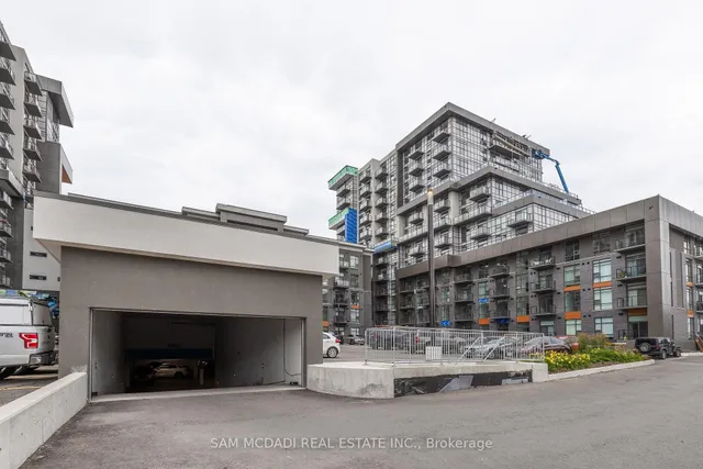 Additional image 13 of 460 Dundas St Unit 213