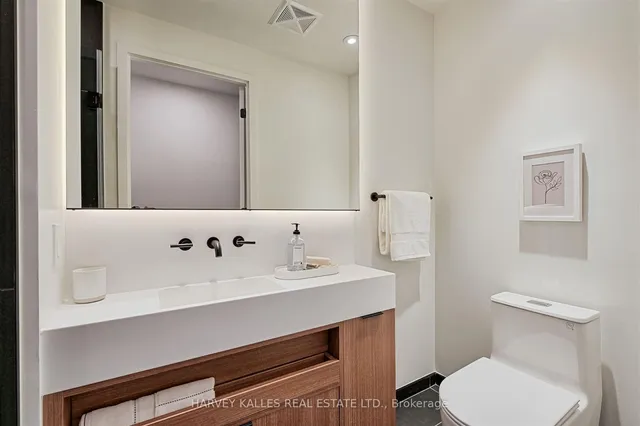 Additional image 31 of 55 Charles St Unit 4304