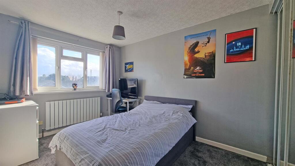 Additional image 6 of Woodleaves, Hollywood