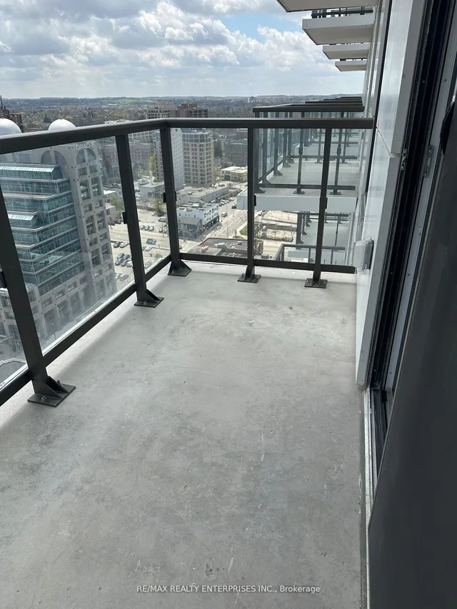 Additional image 12 of 55 Duke St Unit 1904