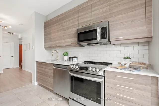 Additional image 11 of 88 Broadway Ave Unit 1206