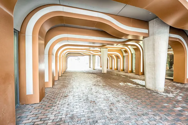 Additional image 2 of 525 Adelaide St Unit 520