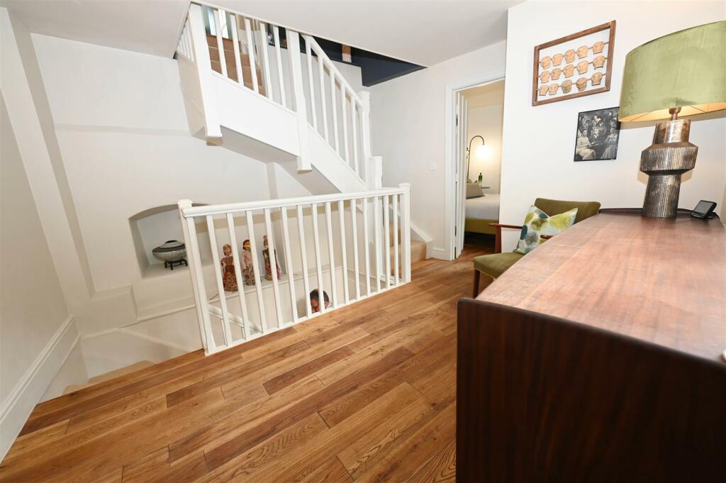 Additional image 19 of Bridge Street, Richmond