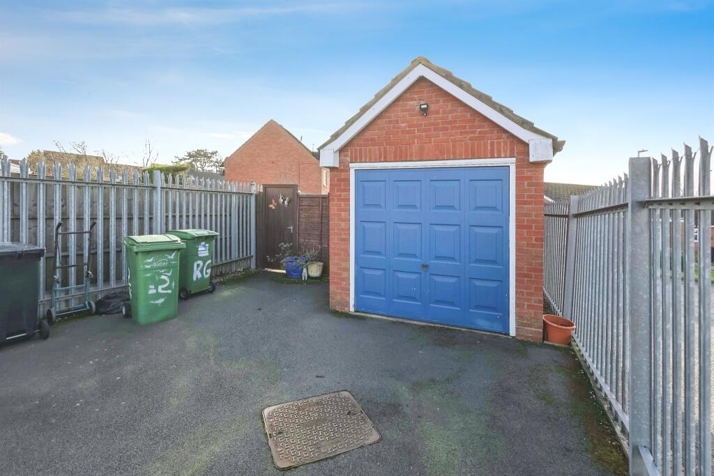 Additional image 12 of The Rosegardens, HALESOWEN