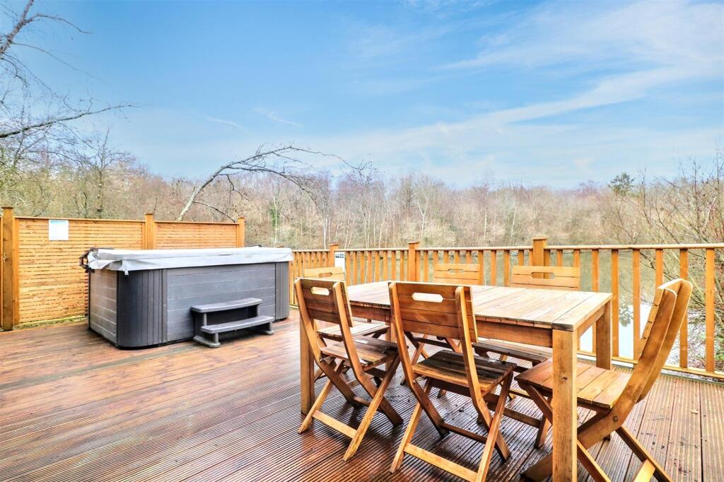Additional image 2 of Lake View, Brokerswood