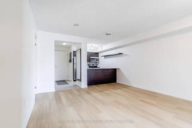 Additional image 10 of 816 Lansdowne Ave Unit 726