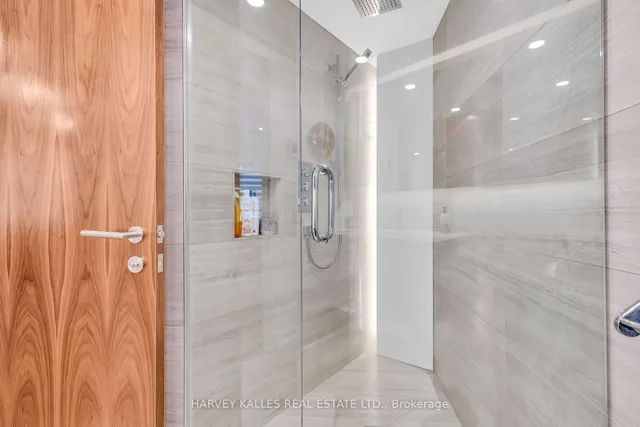 Additional image 40 of 1331 Bay St Unit 402