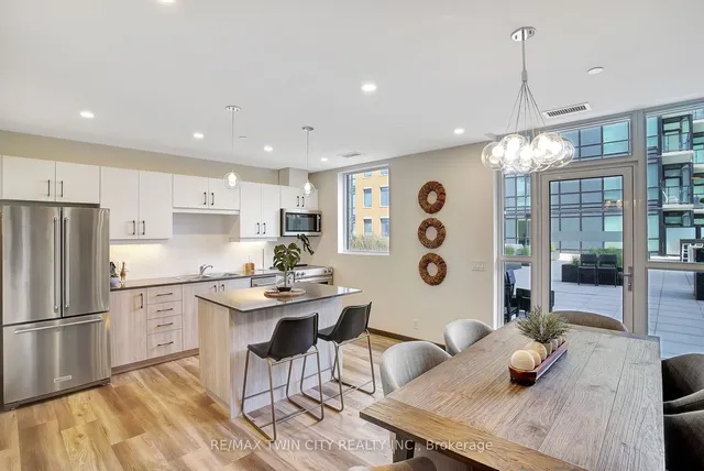 Additional image 34 of 104 Garment St Unit 906