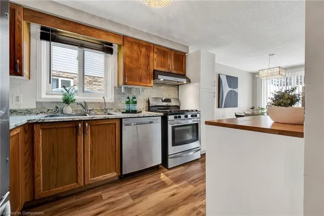 Additional image 10 of 98 Bush Clover Cres