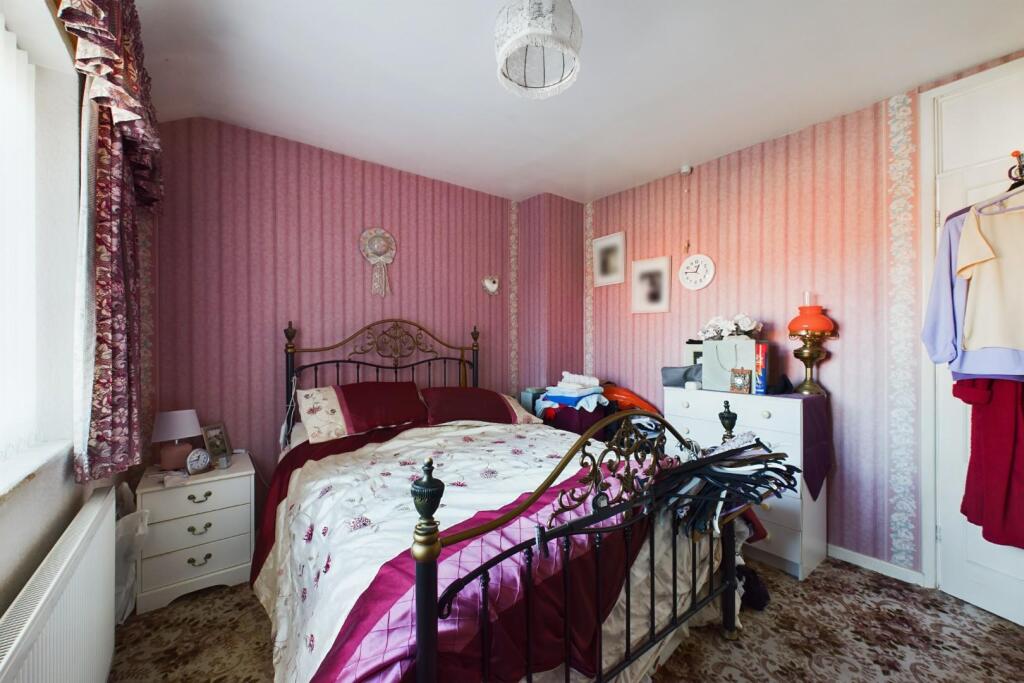 Additional image 13 of Needwood Grove, West Bromwich, B71 3NJ