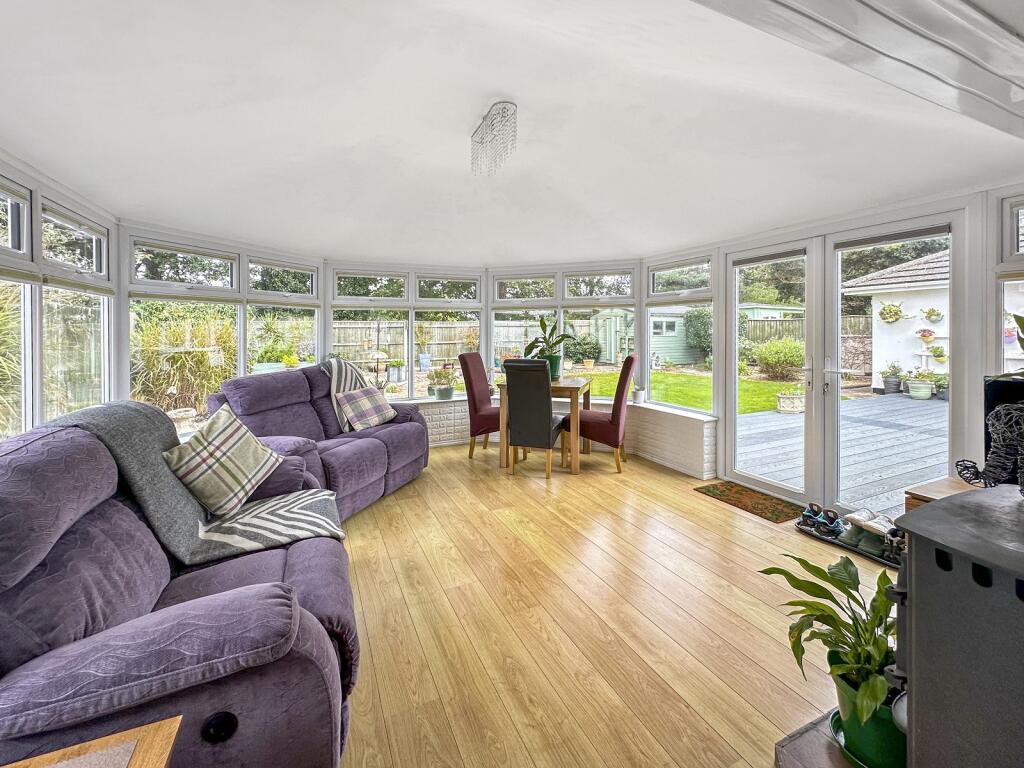 Additional image 7 of Elmwood Way, Highcliffe, Dorset. BH23 5DL