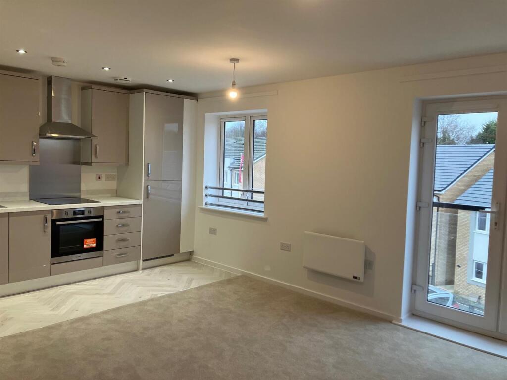 Additional image 17 of Cobnut Close, Hatfield, Herts AL10 9AD