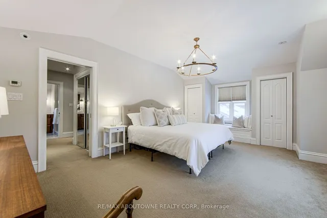 Additional image 33 of 565 Locust St