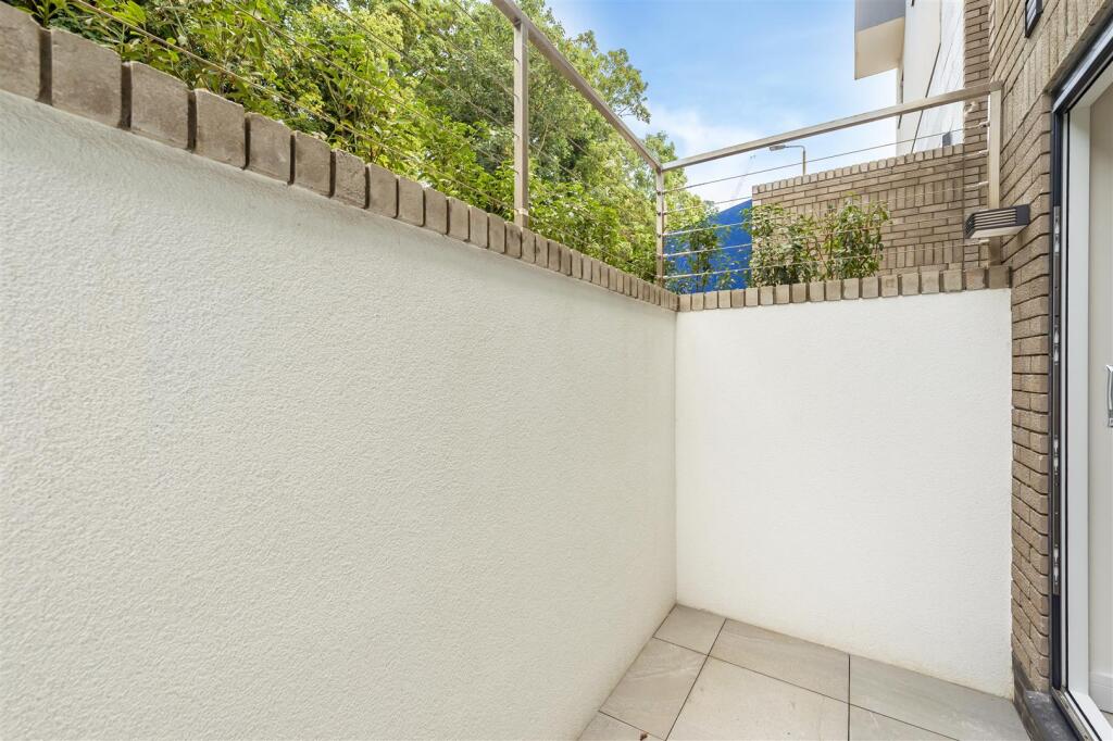 Additional image 12 of Priory Court Old London Road St Albans Hertfordshire