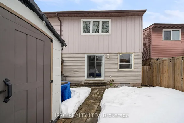 Additional image 38 of 1550 Grosvenor St Unit 32