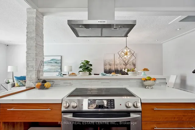 Additional image 18 of 34 Salisbury Circ