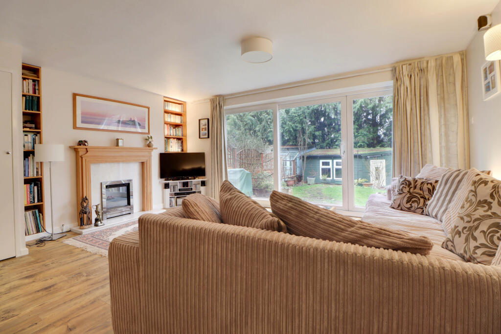 Additional image 12 of St. Martins Close, Harpenden, Hertfordshire, AL5