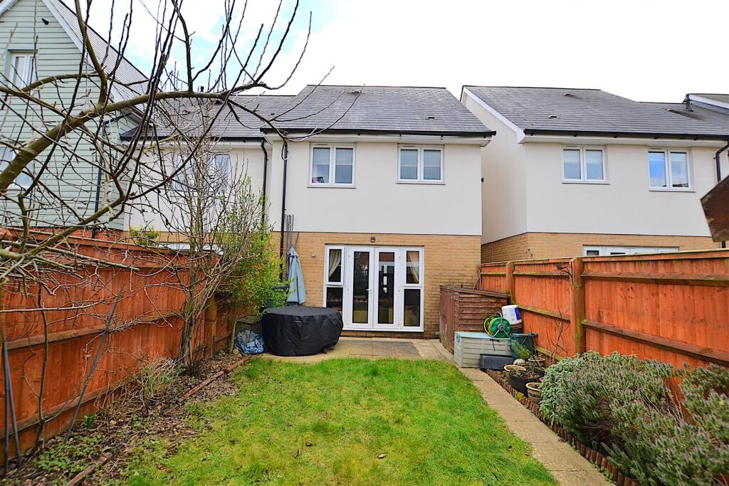 Additional image 20 of Appletree Way, Welwyn Garden City