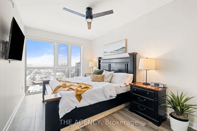 Additional image 27 of 2007 James St Unit 1607