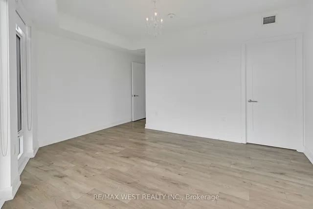 Additional image 14 of 575 Bloor St Unit 2102