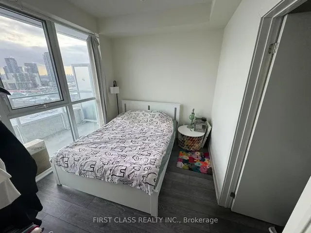 Additional image 3 of 180 Fairview Mall Dr Unit 1601