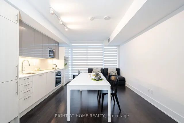 Additional image 10 of 403 Church St Unit 617