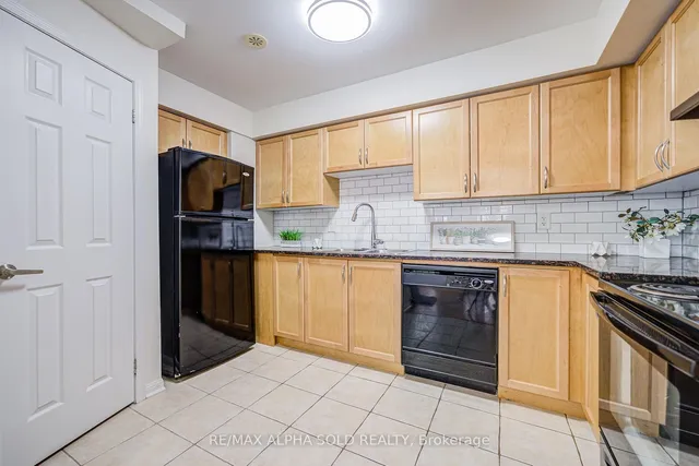 Additional image 18 of 30 Mendelssohn St Unit 15