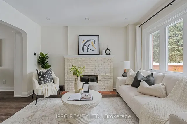 Additional image 2 of 20 THORNHILL Ave