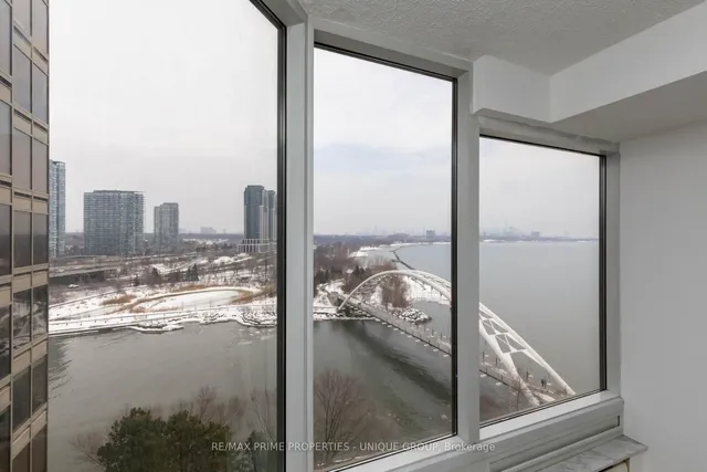 Additional image 32 of 1 Palace Pier Crt Unit 1103