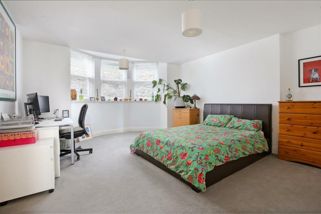 Additional image 10 of Panoramic views from Clevedon's coastline to the Welsh hills