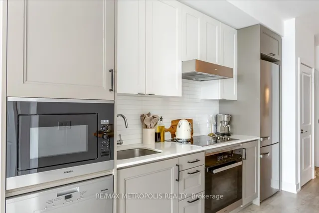 Additional image 8 of 11 Lillian St Unit 808