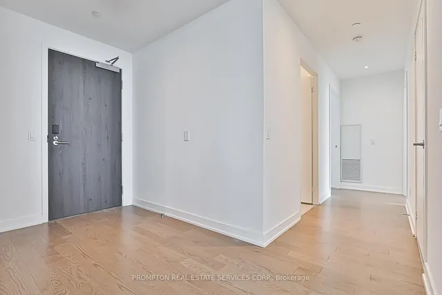Additional image 11 of 20 Lombard St Unit 3902