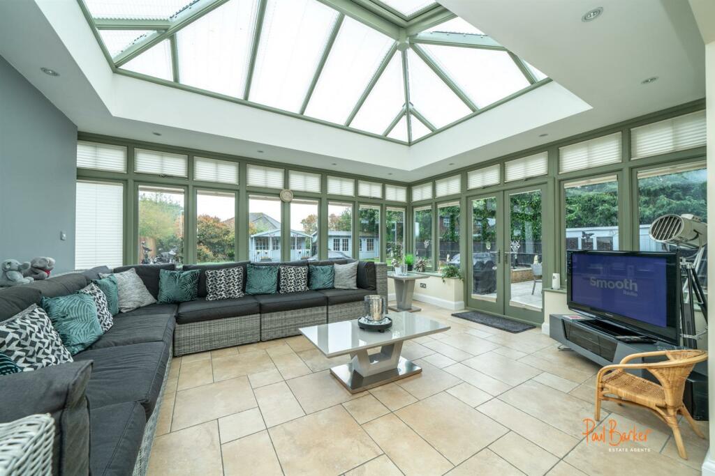 Additional image 3 of Park Street Lane, Park Street, St. Albans