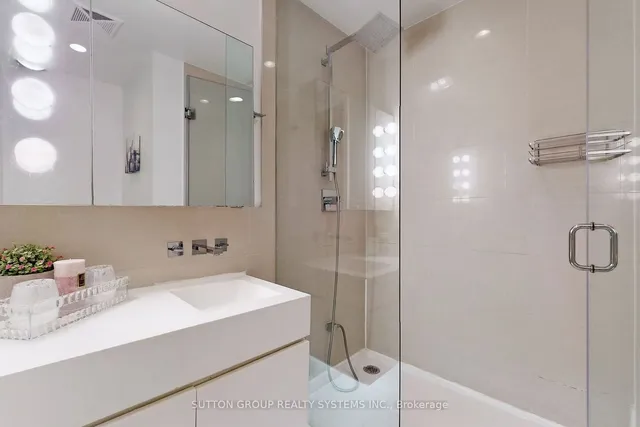 Additional image 8 of 45 Charles St Unit 909