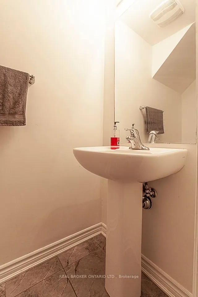 Additional image 14 of 200 Veterans Dr Unit 51