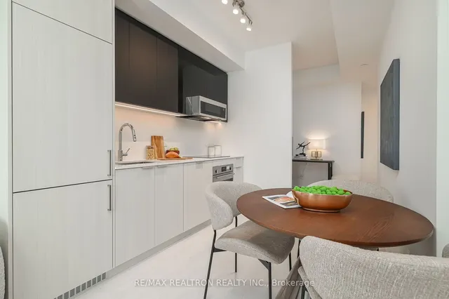 Additional image 9 of 308 Jarvis St Unit 1608