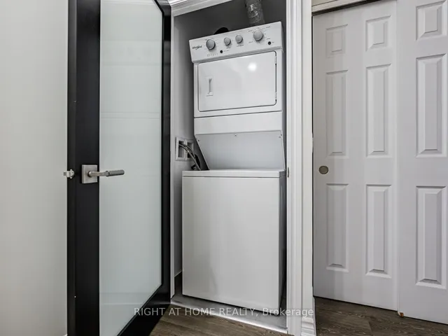 Additional image 21 of 716 Main St Unit 1108