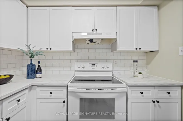 Additional image 8 of 1374 Treeland St