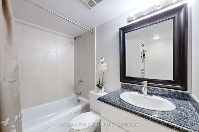 Additional image 29 of 2550 Lawrence Ave Unit 617