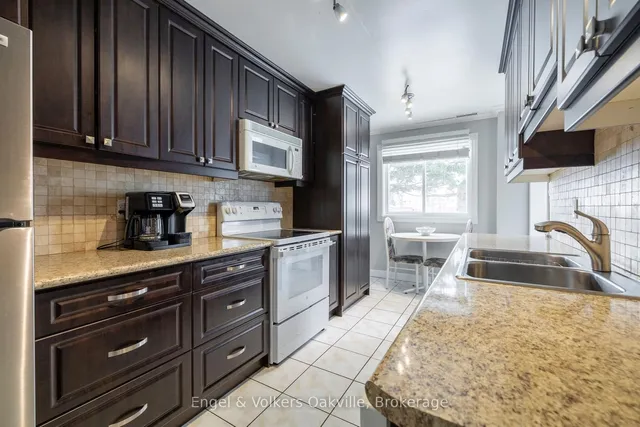 Additional image 12 of 1 Geraldine Crt