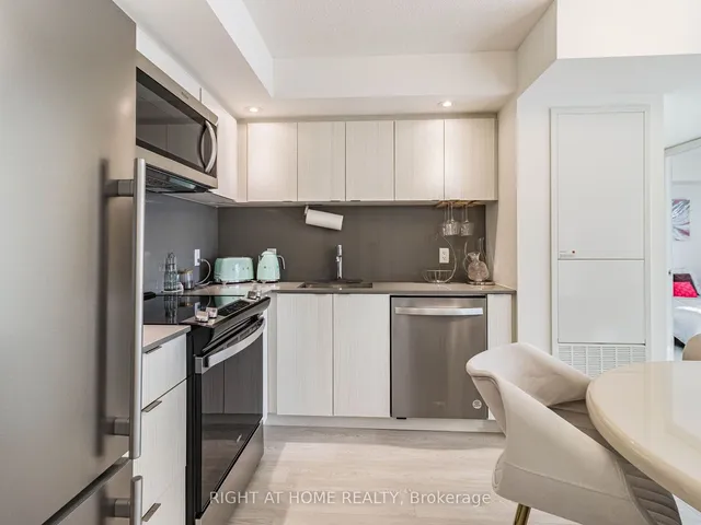 Additional image 14 of 10 Eva Rd Unit 1401