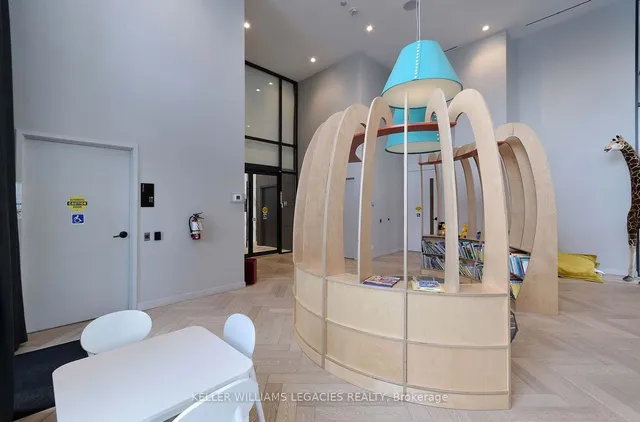 Additional image 35 of 15 Holmes Ave Unit 2109