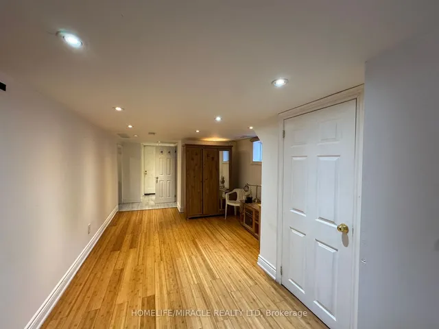 Additional image 26 of 37 Meadowland Dr