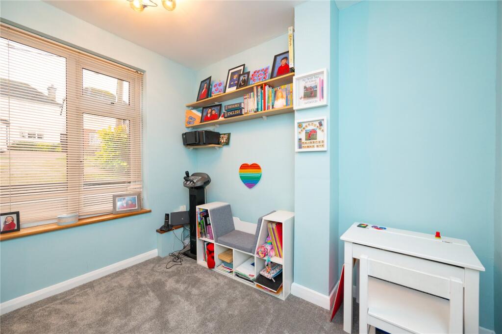 Additional image 13 of Mount Drive, Park Street, St. Albans, Hertfordshire