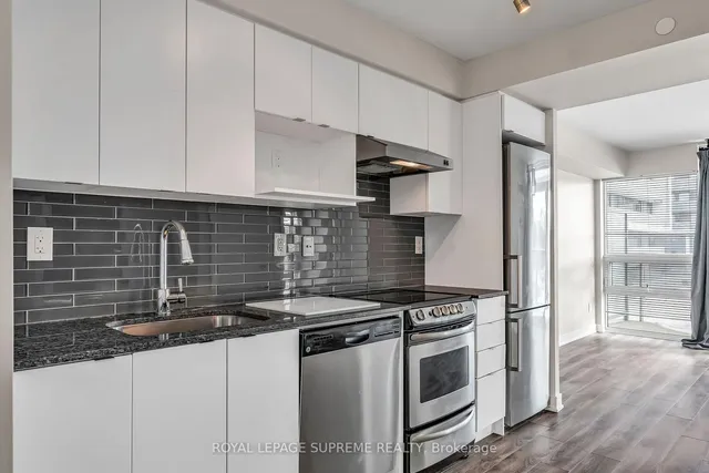 Additional image 10 of 160 Flemington Rd Unit 415