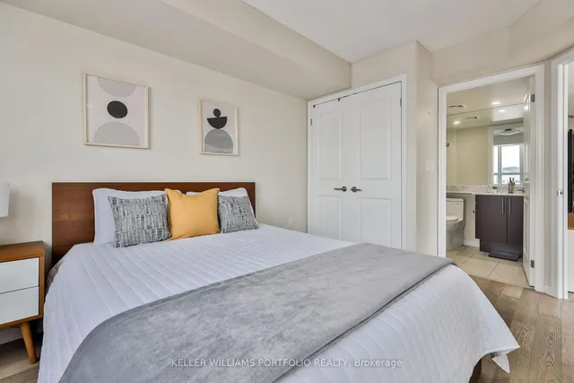 Additional image 12 of 125 Western Battery Rd Unit 1510